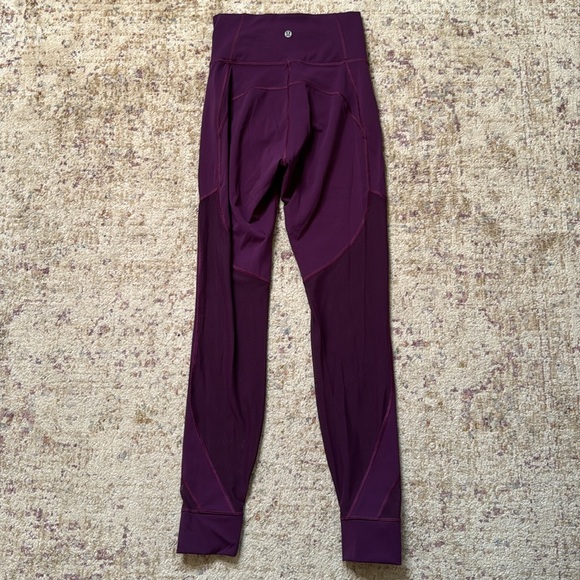 Lululemon Mesh Panel High Rise Legging - Picture 8 of 9